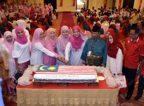SB09_20082017_PUTERI_UMNO_TAWAU