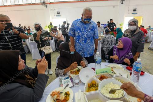 TAN SRI ANNUAR MUSA