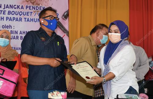 DATUK DR. LATIF AHMAD
