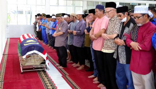 LT KOL AWANG ASKANDAR AMPUAN YAACUB