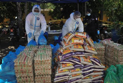 PETUGAS PKOB BANTUAN MAKANAN PKPD