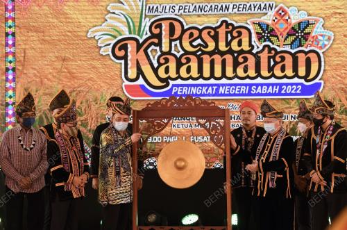 PELANCARAN PESTA KAAMATAN KENINGAU