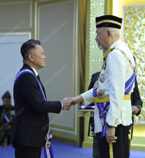TUN JUHAR MAHIRUDDIN