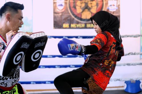 MUAY THAI