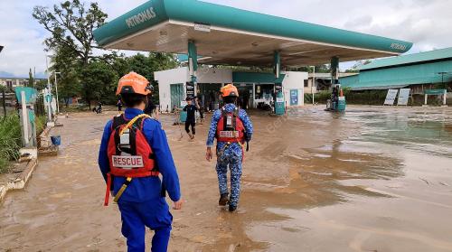 BANJIR KILAT SEKITAR PEKAN KENINGAU SABAH