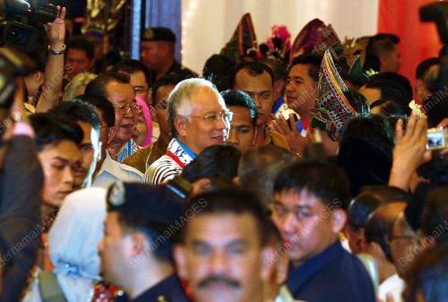 MOHD NAJIB TUN ABDUL RAZAK
