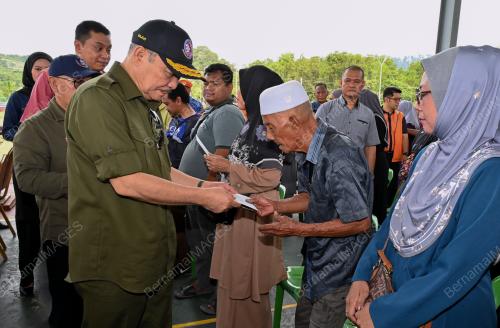 DATUK SERI HAJIJI NOOR
