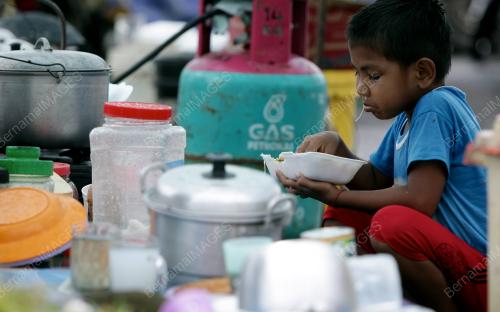 SB10_13032013_MAKAN