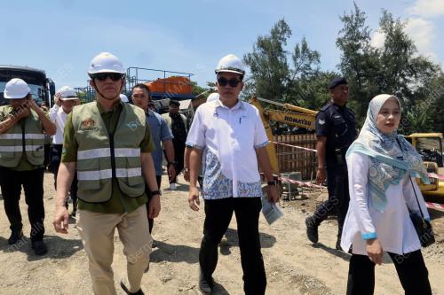 DATUK SERI FADILLAH YUSOF