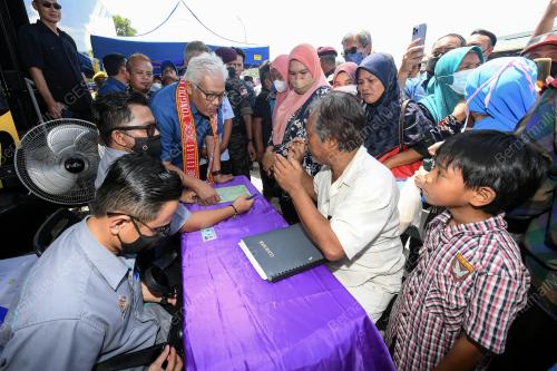 DATUK SERI HAMZAH ZAINUDIN
