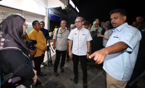 FAHMI FADZIL