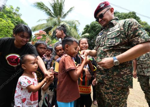 PANGLIMA TENTERA DARAT