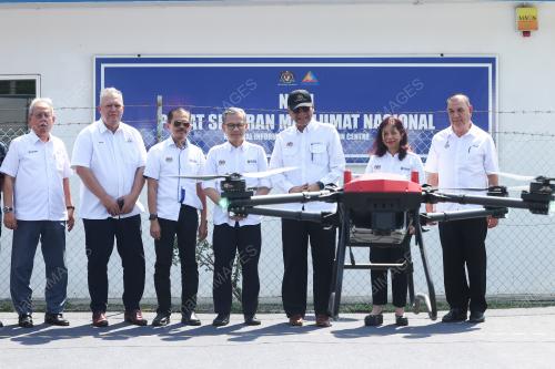 DATUK FAHMI FADZIL
