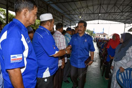 SB10_25042018_ORANG_RAMAI