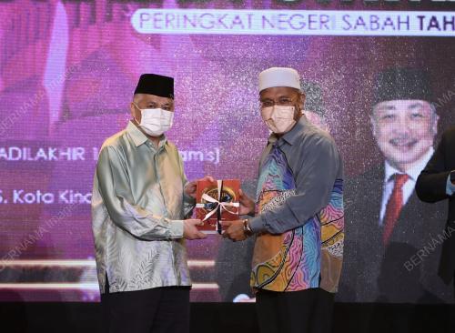 SENATOR IDRIS BIN AHMAD