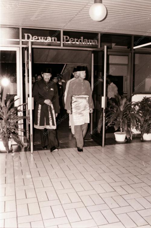 SULTAN AZLAN MUHIBBUDDIN SHAH
