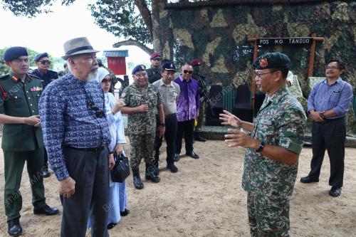 TUN JUHAR MAHIRUDDIN