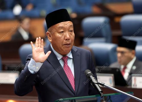 ANGKAT SUMPAH ADUN NEGERI SABAH 2025