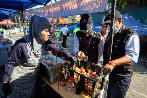 KESELAMATAN KUALITI MAKANAN