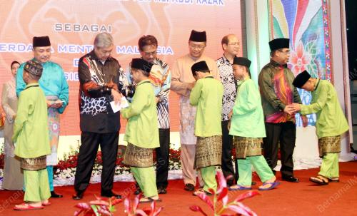 SB11_23072016_TPM