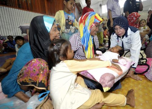 SB11_25042013_BANTUAN_BN