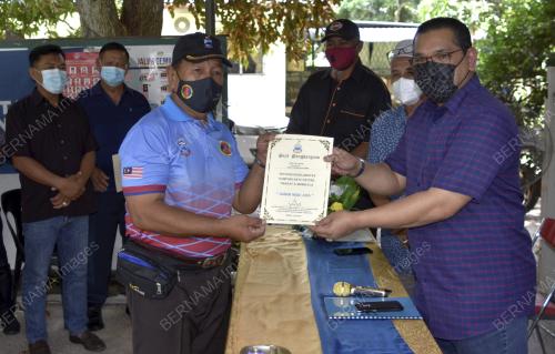 DATUK NIZAM ABU BAKAR TITINGAN