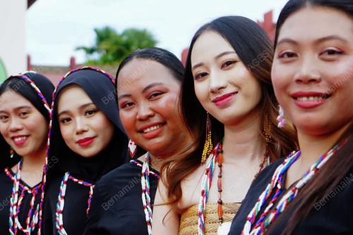 PESTA KAAMATAN