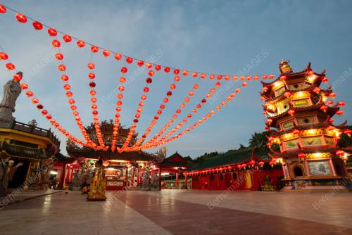 FENG HUANG SHAN B XIAN MIAO TEMPLE