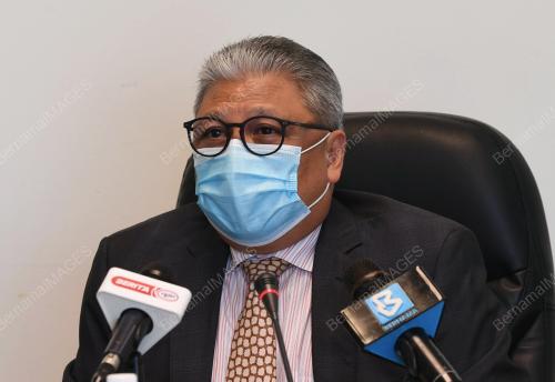 DATUK KADZIM M YAHYA