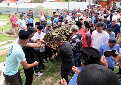 DATUK SERI BUNG MOKTAR RADIN MENINGGAL DUNIA