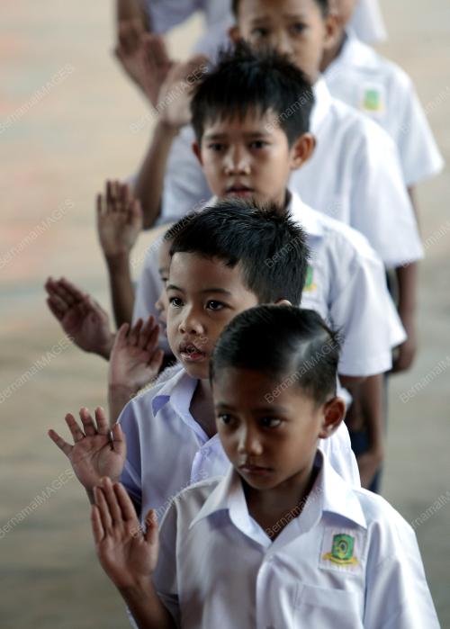 SB12_11032013_SEKOLAH