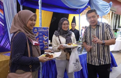 DATUK SERI SALAHUDDIN AYUB