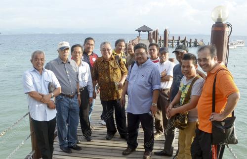 SB12_13102015_PULAU