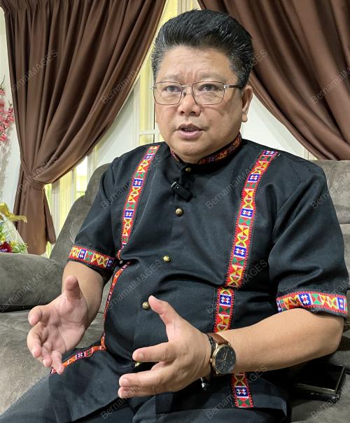 BATU SUMPAH KENINGAU