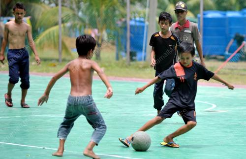 SB12_16032013_BOLA