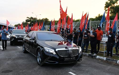 TAN SRI MUHYIDDIN YASSIN