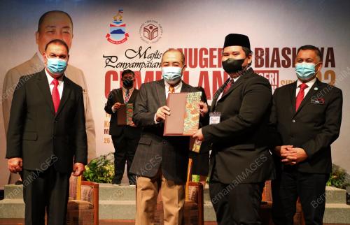 DATUK SERI HAJIJI NOOR