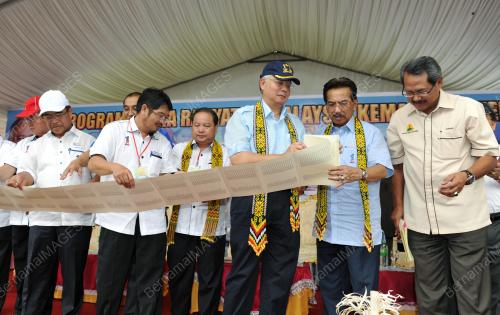 DATUK SERI NAJIB TUN RAZAK