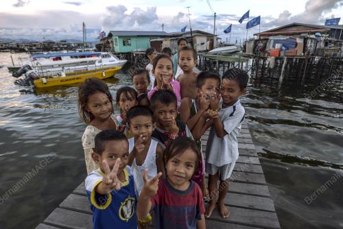 SB13_01052018_BAJAU_LAUT