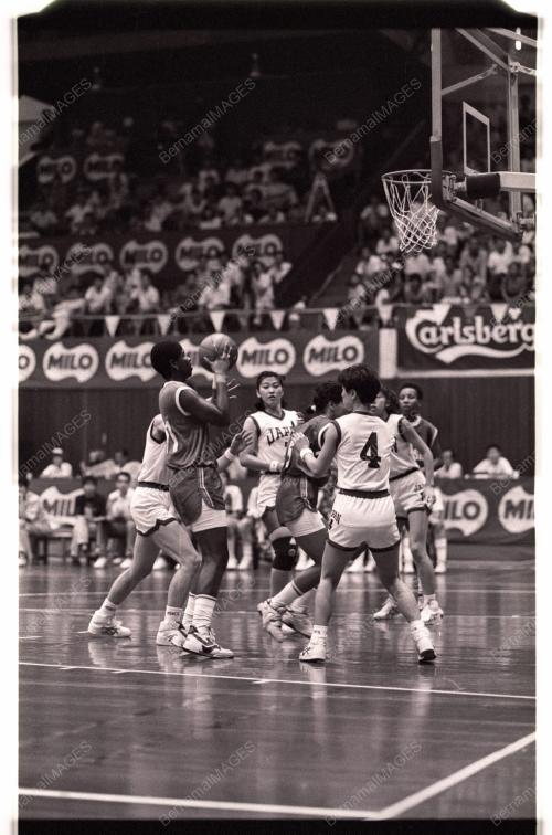 WOMEN BASKETBALL