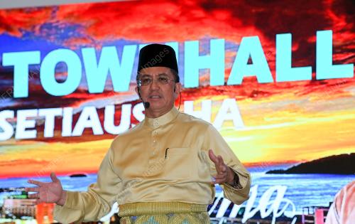 DATUK SERI MOHAMMAD MANTEK