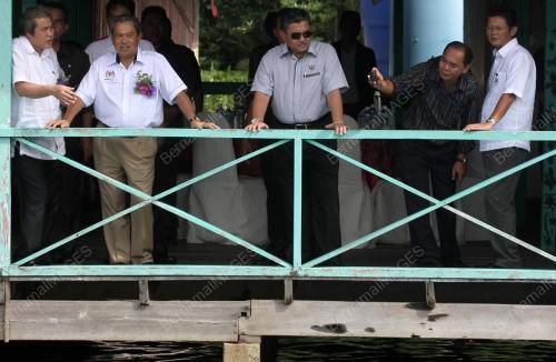 TAN SRI MUHYIDDIN YASSIN