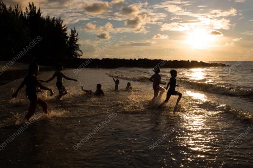 SB13_24112019_SUNSET_LABUAN
