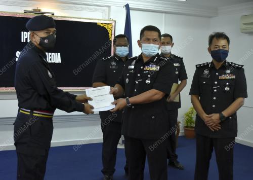 DATUK MAZLI MAZALAN