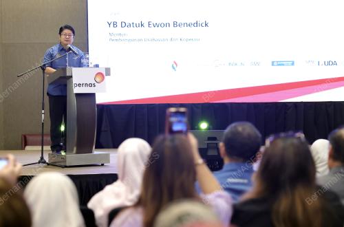 DATUK EWON BENEDICK