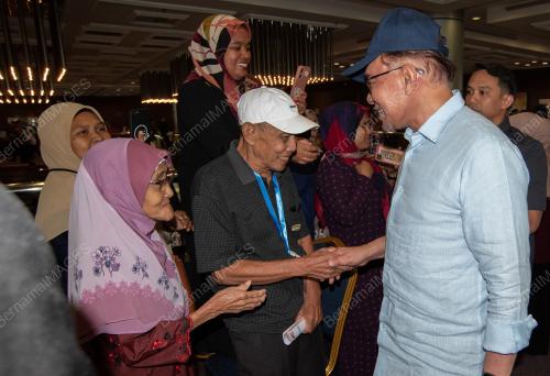 DATUK SERI ANWAR IBRAHIM