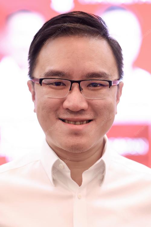 DATUK PHOONG JIN ZHE