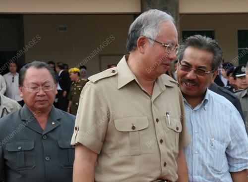 MOHD NAJIB TUN ABDUL RAZAK