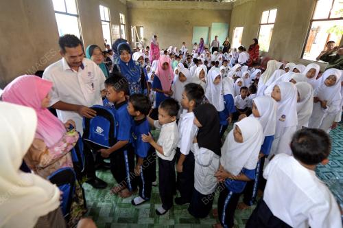 SB14_13042013_BANTUAN_YPM