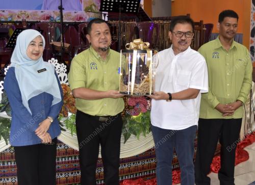 TAN SRI LIEW YUN FAH